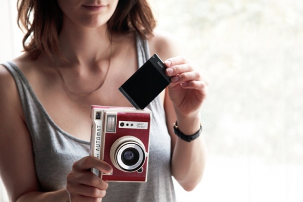 Lomo’Instant Automat: фотоапарат с възможност за мигновен печат