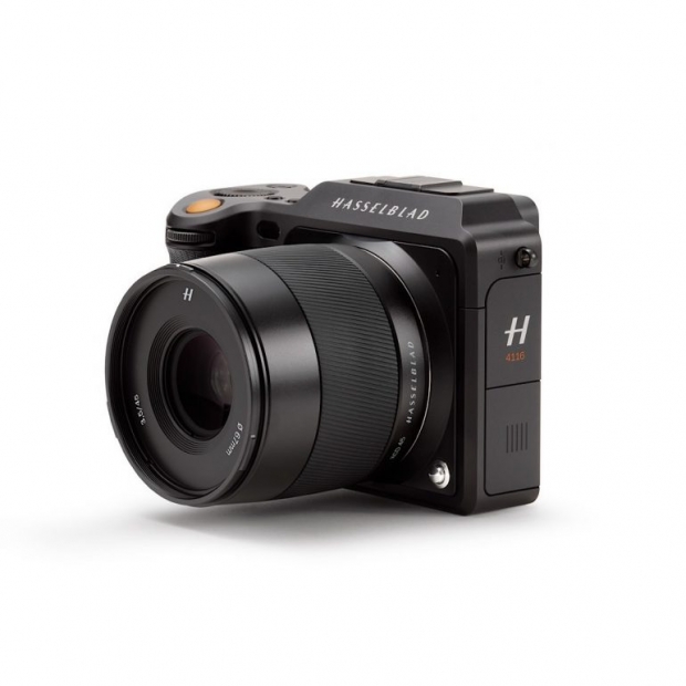 Hasselblad представи прототипа на 75 MP фотоапарат и специална версия на средноформатния безогледален фотоапарат X1D