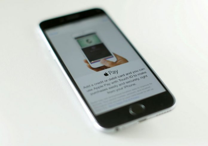 Броят на транзакциите през Apple Pay за годината са се увеличили с 450%