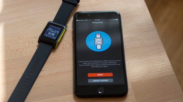 pebble-iphone-7 iOS 10.1 най-сетне може да реши проблема с Bluetooth връзката на вашия iPhone 7