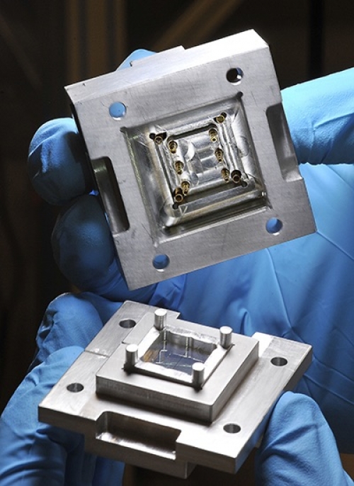 quantum_socket_photo