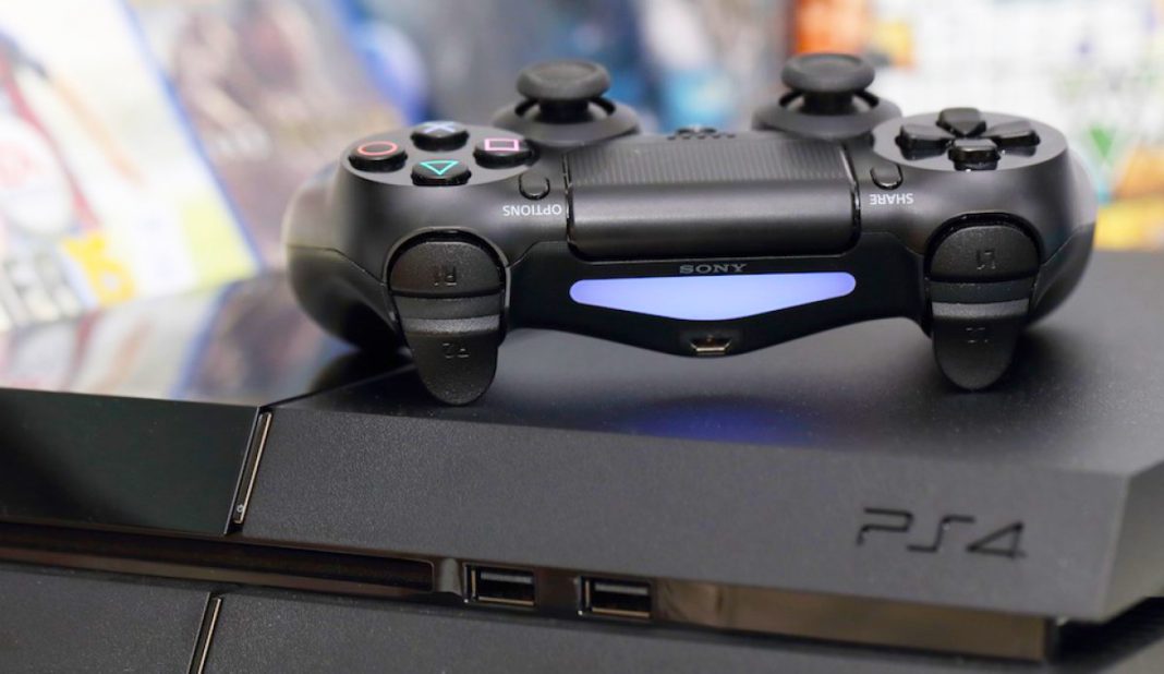 sony-ps4-ed Подкараха първото нелицензирано копие на PS4 игра