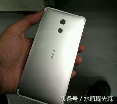 1478465170_382_nokia-d1c-revealed-on-renderers-and-photos