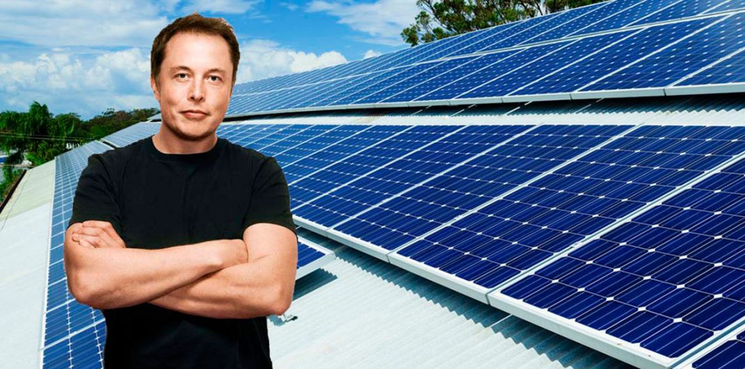 elon-musk Илън Мъск: слънчевите покриви на Tesla са по-евтини от традиционните