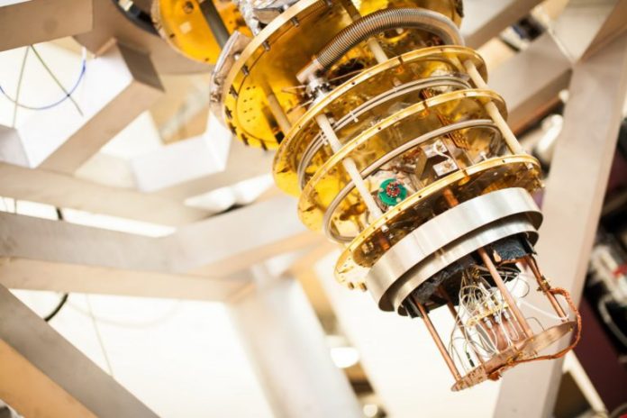 intelquantumcomputing-770x513 Intel направи важна стъпка в създаването на мащабируеми квантови компютри с милиони силициеви кубити