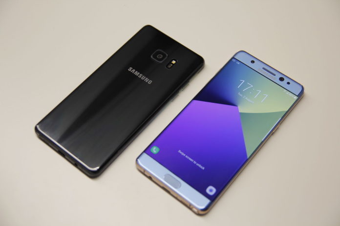 note7_colours Galaxy Note 7 предизвика паника по време на полет