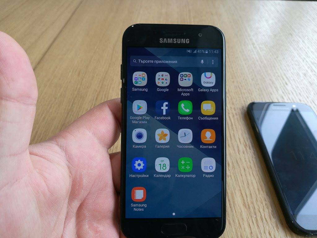 Ревю на Samsung Galaxy A3 (2017) и Galaxy A5 (2017)
