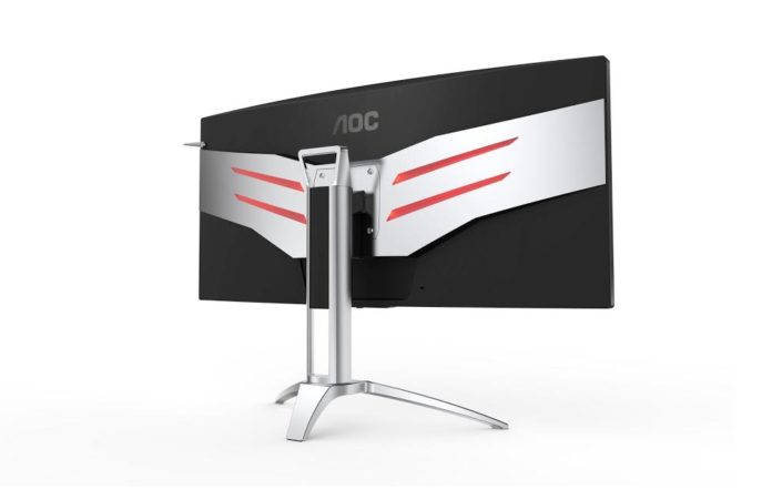 3 3 35-инчов екстремно извит геймърски монитор AOC AGON за пълно потапяне в игрите