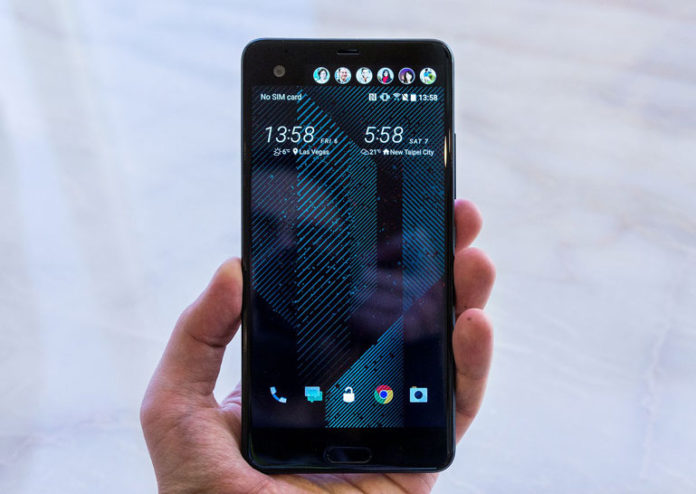 HTC U Ultra 1 HTC U Ultra: корпус от стъкло и метал, допълнителен дисплей, ИИ Sense Companion