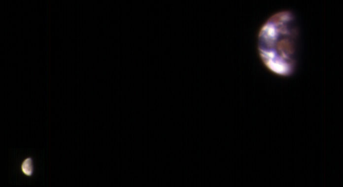 NASA публикува фотография на Земята и Луната, заснета от Марс