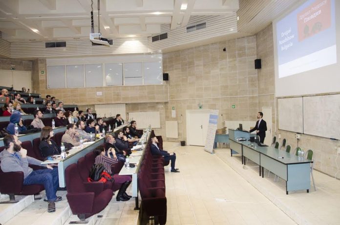 drupal 5 Участниците от Drupal Bootcamp създадоха организационен портал в рамките на ден