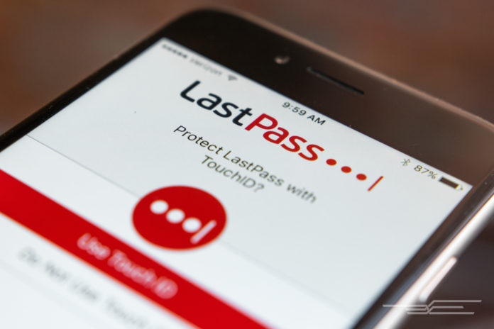 01-password-managers-2000 Доклад: Мениджърите на пароли за Android с огромни дупки