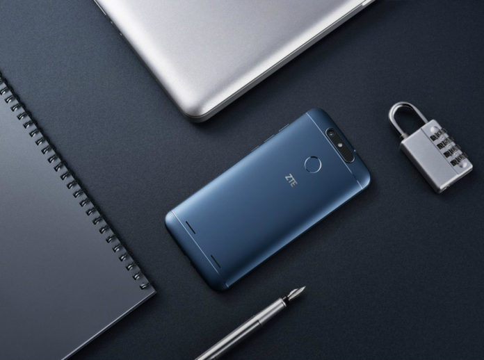 Blade V8 1 MWC 2017: анонс на смартфоните ZTE Blade V8 Mini и V8 Lite с двойни камери