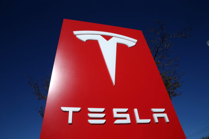 Tesla Motors вече се нарича просто Tesla