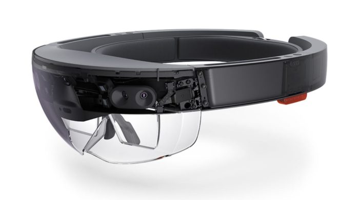hololens Потребителската версия на HoloLens трябва да излезе през 2019 година
