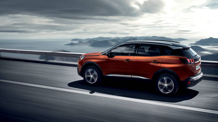 Новият SUV PEUGEOT 3008 обявен за „Автомобил на годината“ за 2017