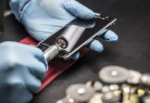 Vertu бе закупена от турски бизнесмен при цена 50 милиона паунда