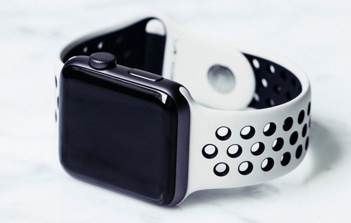 Първи поглед към „умните“ часовници Apple Watch NikeLab