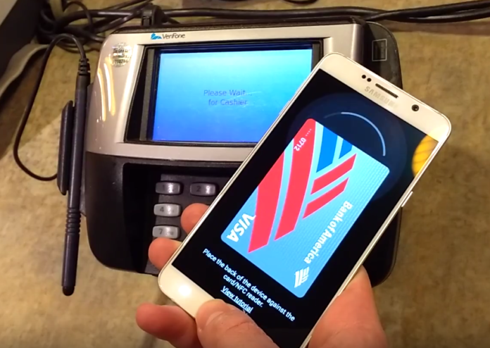 6-samsung-pay-can-make-payments-on-standard-magnetic-credit-card-readers 65% от българските картодържателите плащат безконтактно