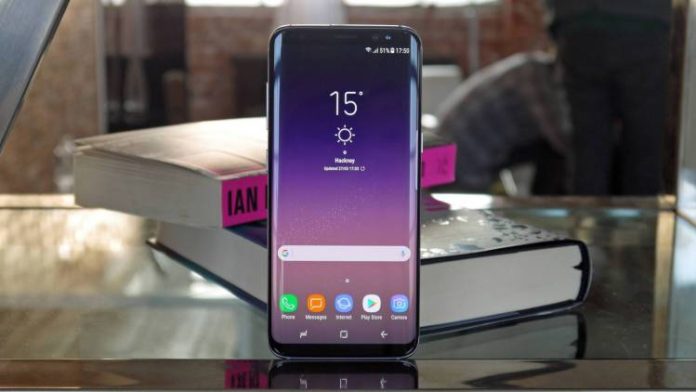 Five-genuine-reasons-why-you-should-consider-buying-the-Samsung-Galaxy-S8 Ето какво включва разширената гаранция на смартфона Galaxy S8