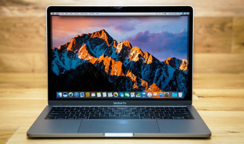 Apple започна продажбите на възстановени 13-инчови MacBook Pro с Touch Bar панел