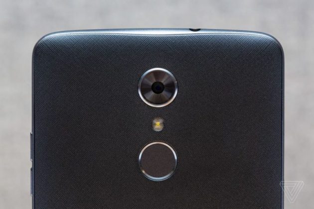 ZTE Max XL с цена едва 0 предлага скенер за пръстови отпечатъци, Full HD и Android Nougat 7.1.1