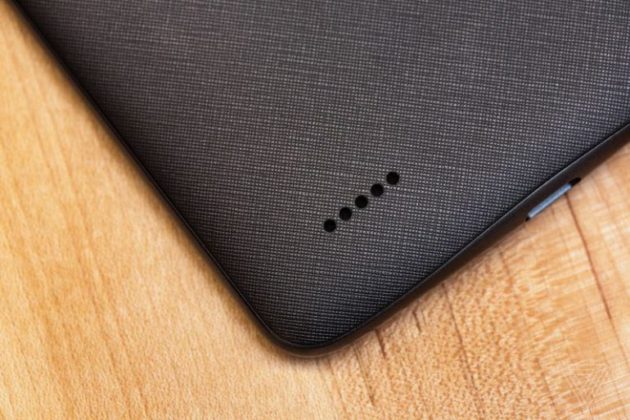 ZTE Max XL с цена едва 0 предлага скенер за пръстови отпечатъци, Full HD и Android Nougat 7.1.1