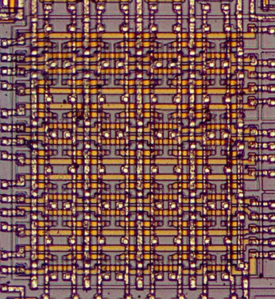 Какво има вътре в процесора Intel 8008 (допълнителна информация)