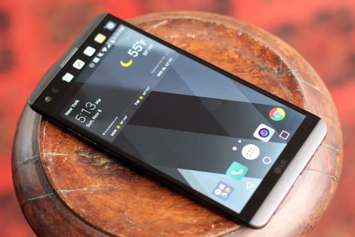 LG-V30-3 Смартфонът LG V30 с два OLED екрана може да стане конкурент на iPhone 8