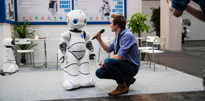roboq Роботизацията ще реши демографските проблеми на Германия и Япония