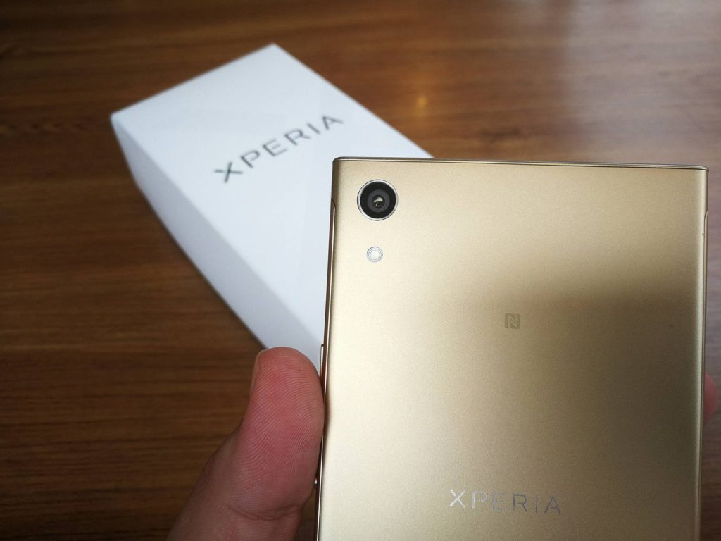 Ревю на Sony Xperia XA1 Ultra