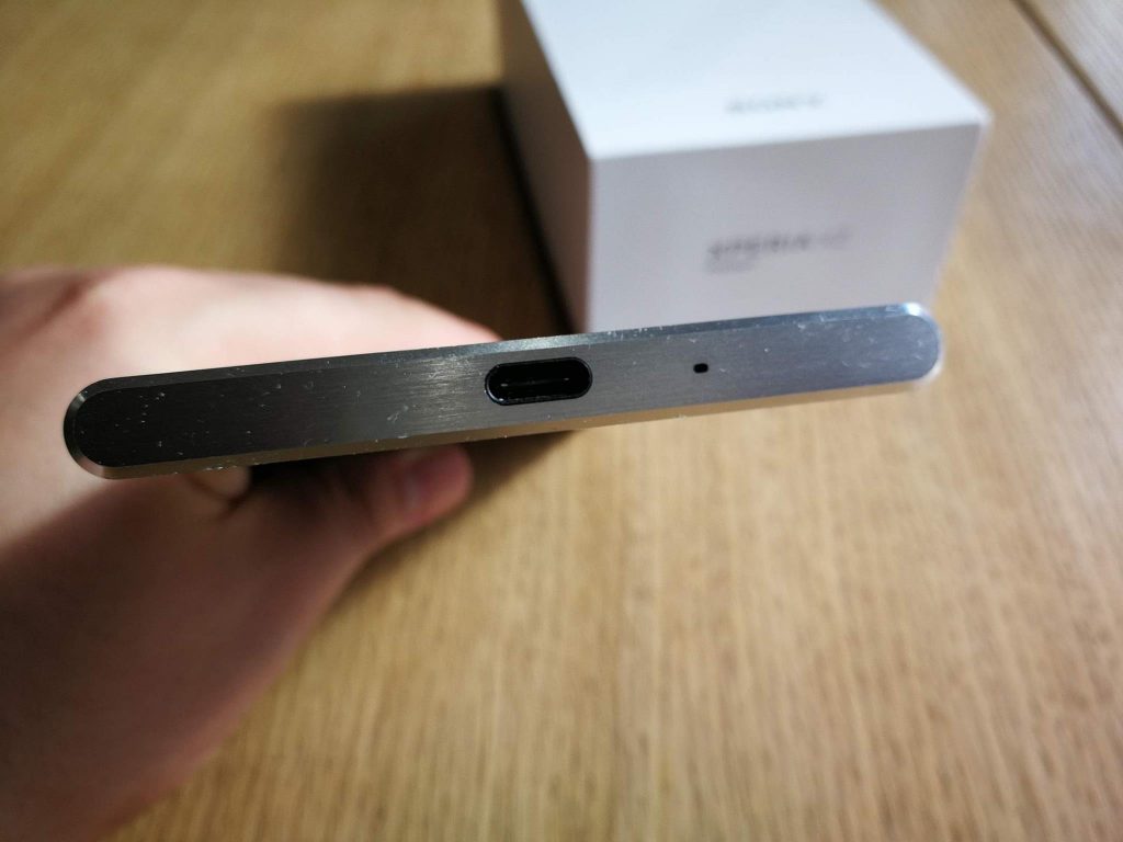Ревю на Sony Xperia XZ Premium
