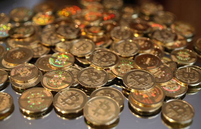 Utah Software Engineer Mints Physical Bitcoins ASUS, MSI и Colorful предлагат свои версии на видеокарти за добив на цифрова валута