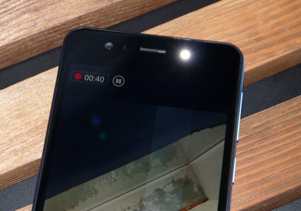 Стартираха продажбите на мощния и евтин смартфон Elephone P8 mini
