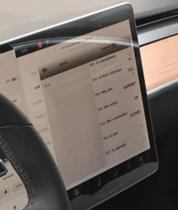 Нови снимки на Tesla Model 3 отвътре и отвън: няма автомобилно табло