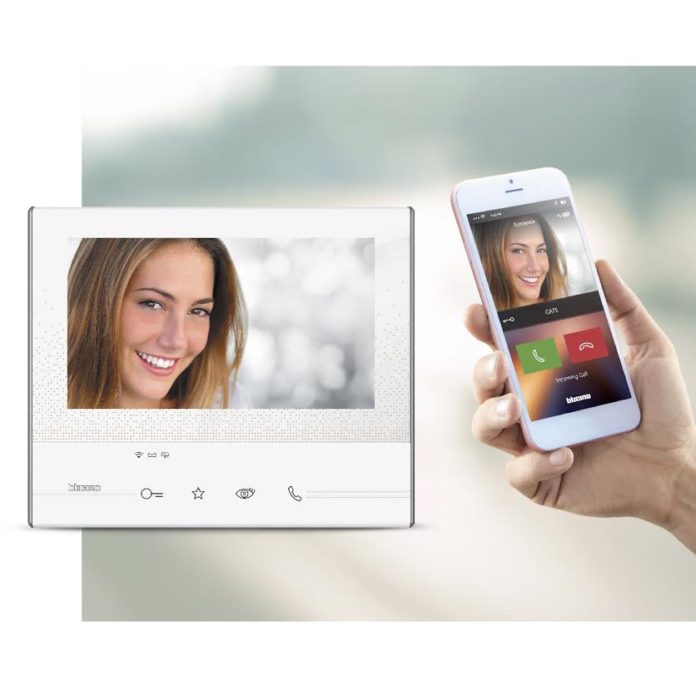 legrand 3 LEGRAND показа новите си ELIOT IoT прдукти в България