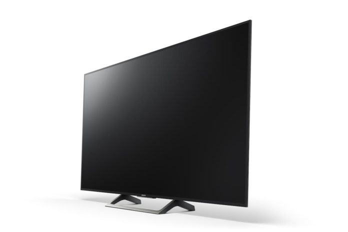 Sony разширява линията си 4K HDR телевизори със серията XE70