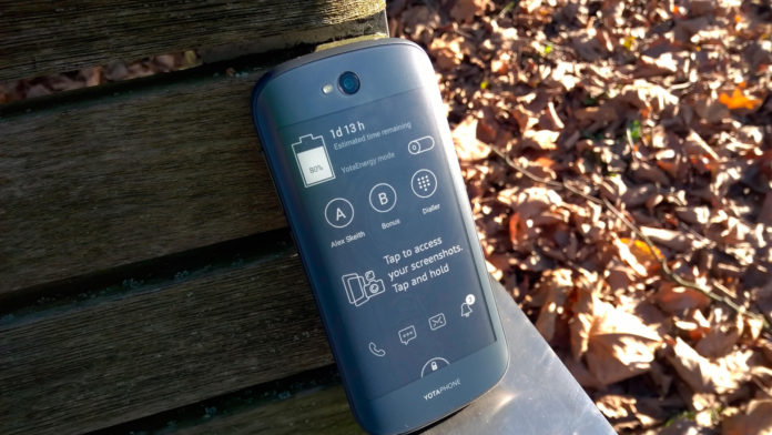 Появиха се техническите характеристики на китайския смартфон YotaPhone 3