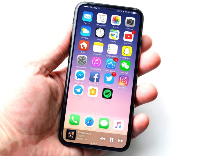 Apple-iPhone-8-1-4 Анализатори подсказаха на Apple начин да увеличи продажбите на скъпите смартфони