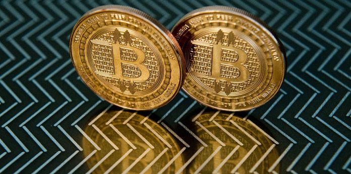 Bitcoin Cash Утре в 15:50 часа биткойнът се разделя на две криптовалути
