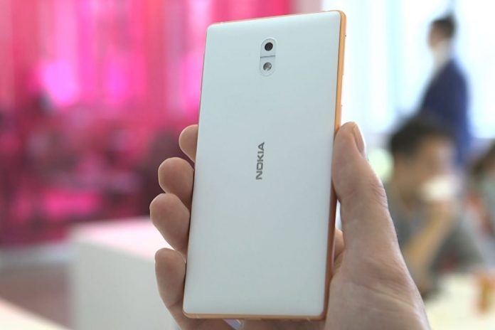 Nokia-2-2 Първи снимки на Nokia 2 – най-евтиният смартфон на HMD Global