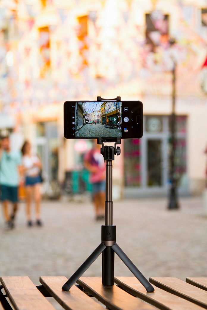 Selfie stick 5 съвета как да използваме Huawei P10 lite със статив