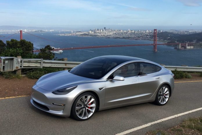 Tesla-Model-3 В Калифорния електромобилът Tesla Model 3 с отстъпките ще струва само $25 000