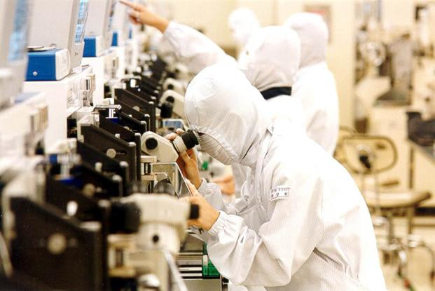 micron-fab2-stopped-1 Инцидент в завода на Micron може да доведе до поредния скок в цената на оперативната памет