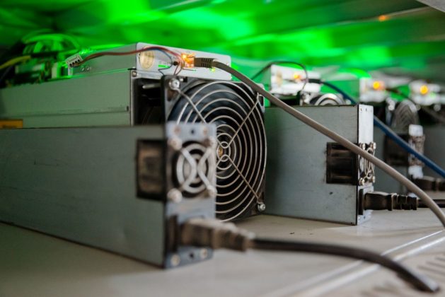 Ето как изглежда една от най-големите биткойн ферми в света