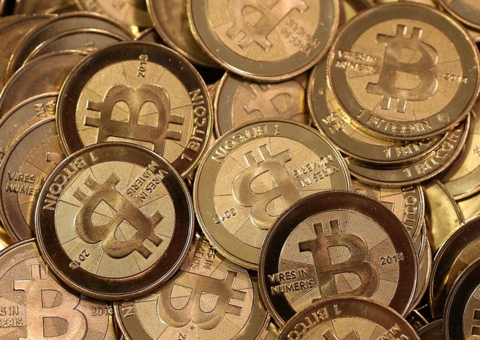 Bitcoin курсът премина психологическата граница $4500