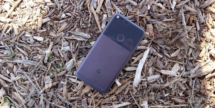 GPx Google значително намали цените на смартфоните Pixel (-$125) и Pixel XL (-$200)