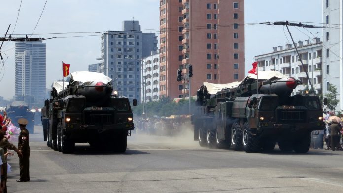 NK_missile Масови хакерски атаки срещу Северна Корея, след тестването на балистичните ракети