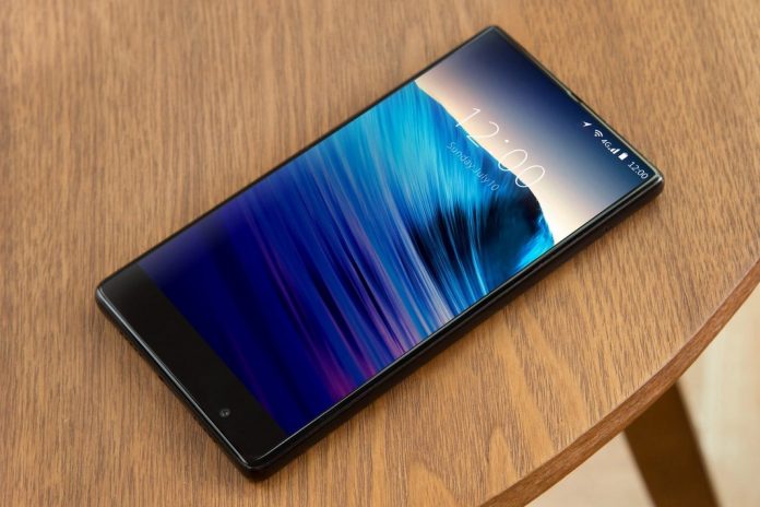 UMIDIGI-Crystal-3 Започнаха продажбите на безрамковия смартфон UMIDIGI Crystal с цена $100