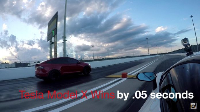 tesla-model-x-p100d-lamborghini-aventador-sv Tesla Model X постави рекорд и изпревари спортния Lamborghini Aventador (видео)